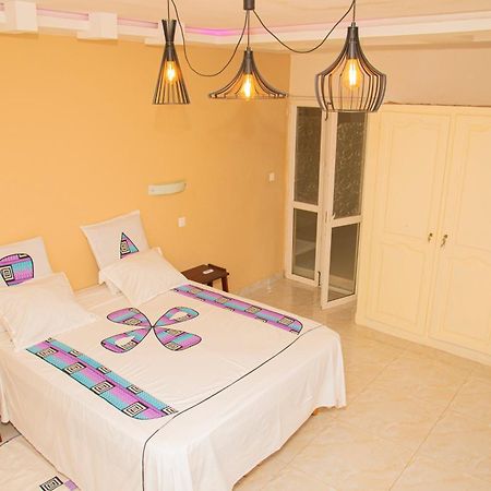 Chambres D'Hotes Villa Luciana Saly Exterior foto