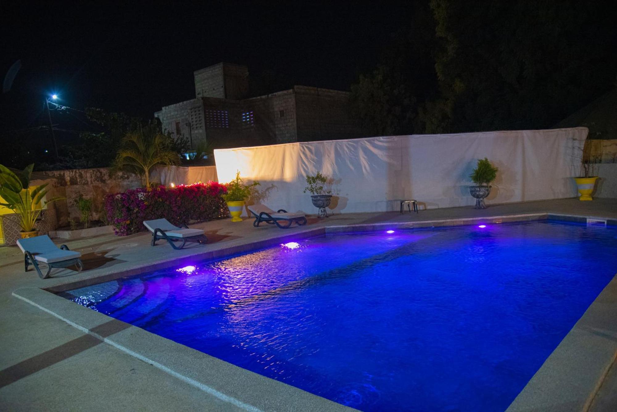 Chambres D'Hotes Villa Luciana Saly Exterior foto