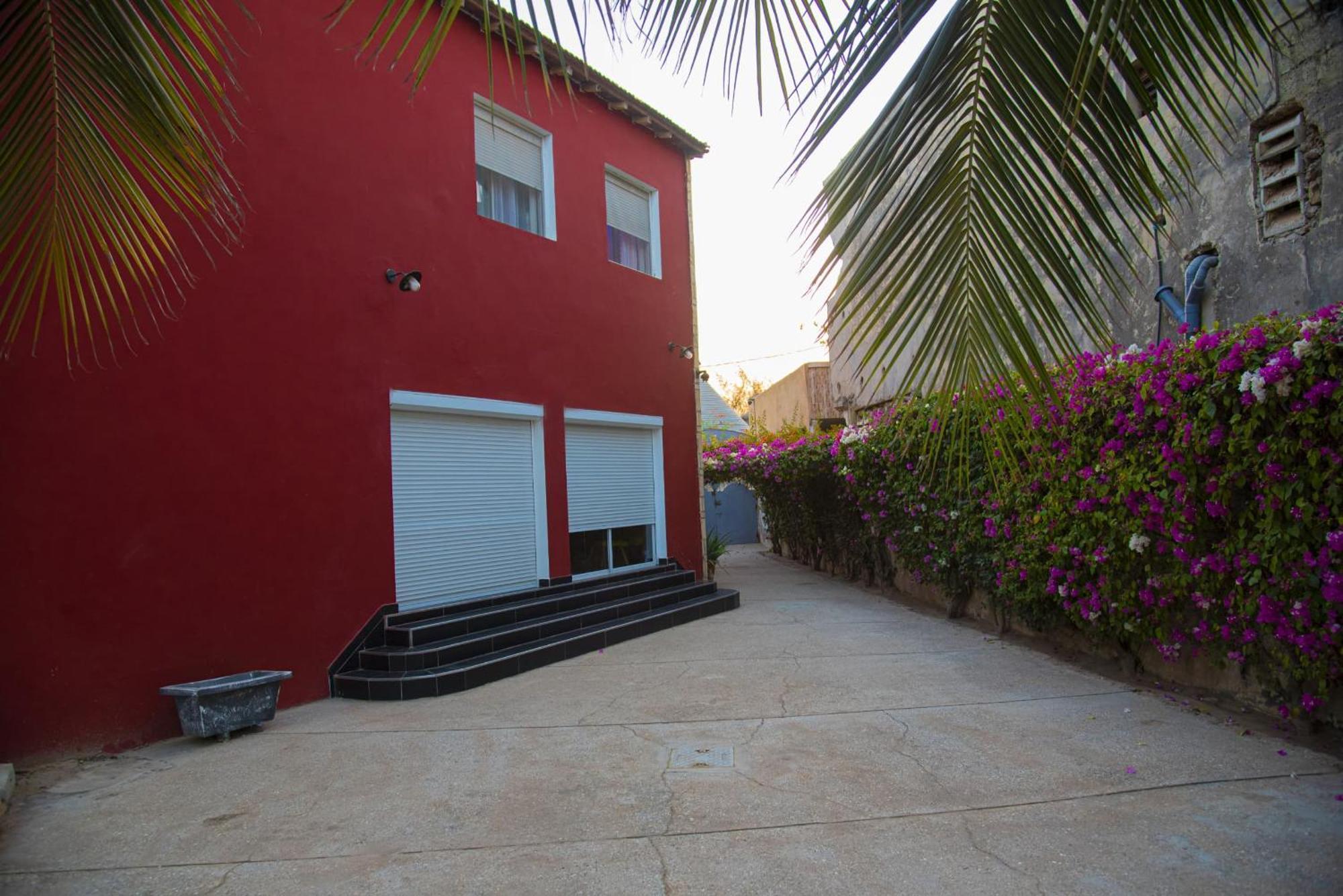 Chambres D'Hotes Villa Luciana Saly Exterior foto